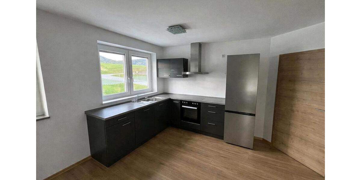 Dachgeschoßwohnung Schaufling - 3 Zimmer, 75 m&sup2;, 550&euro; | Angebot:26445811