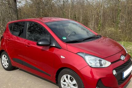 Hyundai i10 23.000 km 12.100 &euro; Weissach 71287