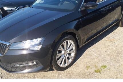 Skoda Superb 81.900 km 24.690 € Heidelberg 69123