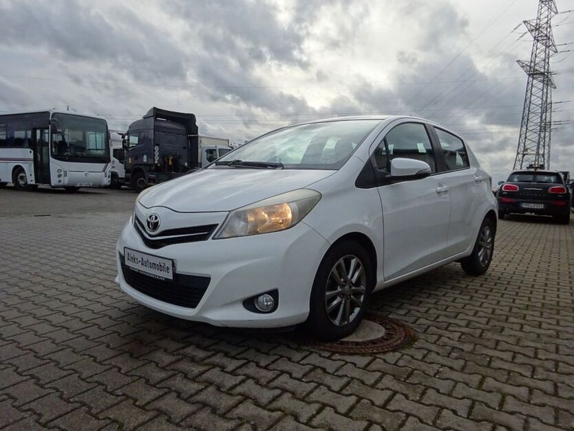 Toyota Yaris 184.000 km 5.890 € Trierweiler Industriegebiet 54311