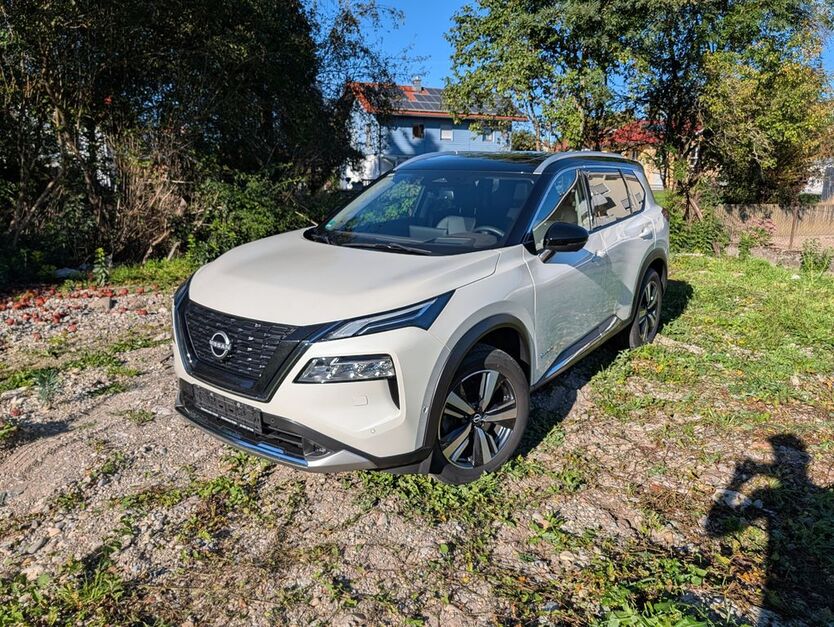 Nissan X-Trail 35.680 km 33.000 € Kempten 87435