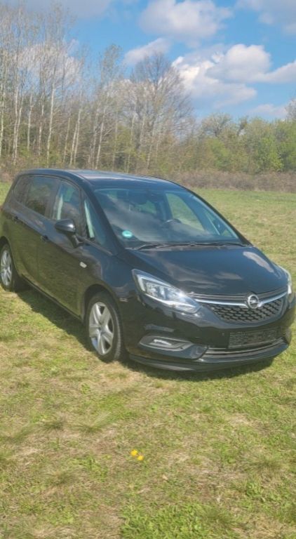 Opel Zafira 200.000 km 8.200 € Berlin 13053