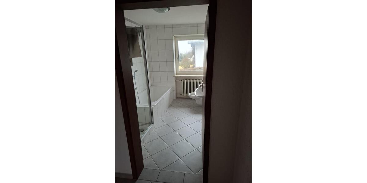 Einfamilienhaus Wald - 5 Zimmer, 120 m&sup2;, 1.150&euro; | Angebot:25382083