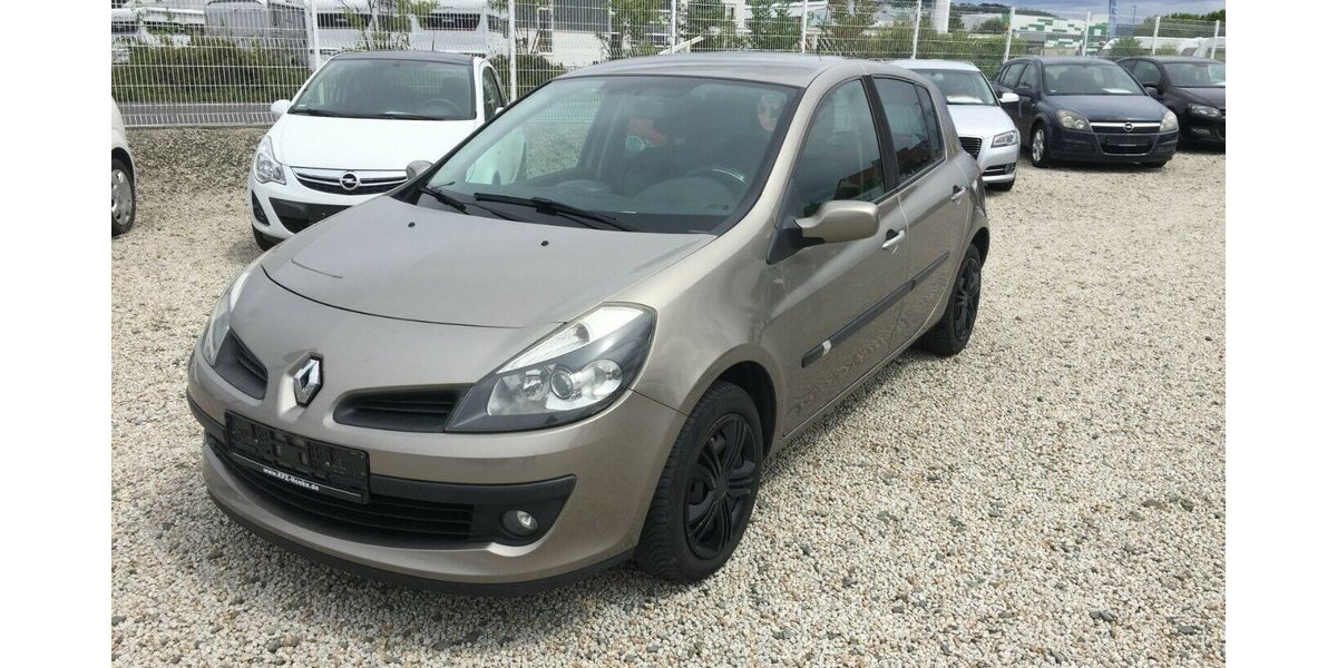Renault Clio Authentique,Tüv 08/27! 243.000 km 1.950 &euro; Himmelkron 95502