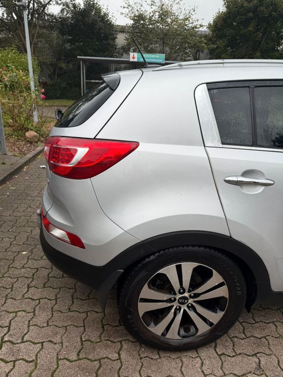 Kia Sportage 175.000 km 8.499 € Hamburg 22525