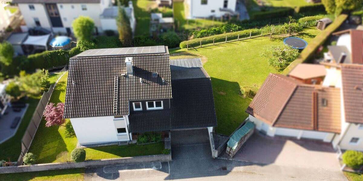Einfamilienhaus Neuötting - 8 Zimmer, 229 m&sup2;, 660.000&euro; | Angebot:26541162