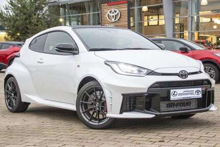 Toyota Yaris 17.500 km 41.890 &euro; Stadtbergen 86391