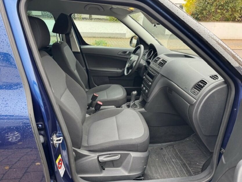 Skoda Yeti Active 1.8 Plus Edition 4x4 221.000 km 3.990 € Neckarsulm 74172