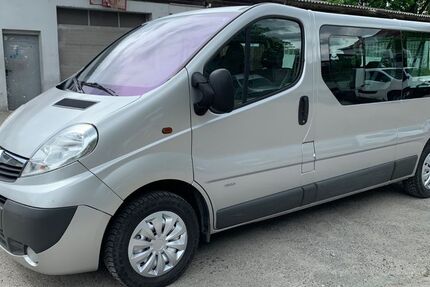 Opel Vivaro 176.000 km 8.300 &euro; Berlin 13581