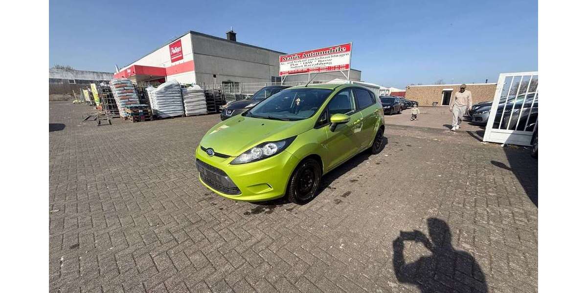 Ford Fiesta 196.000 km 1.999 &euro; Euskirchen 53879