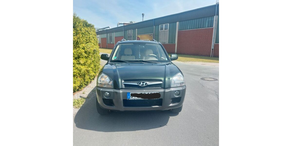 Hyundai TUCSON 172.600 km 6.299 &euro; Gütersloh 33332