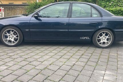 Opel Omega 168.000 km 1.950 &euro; Anröchte 59609