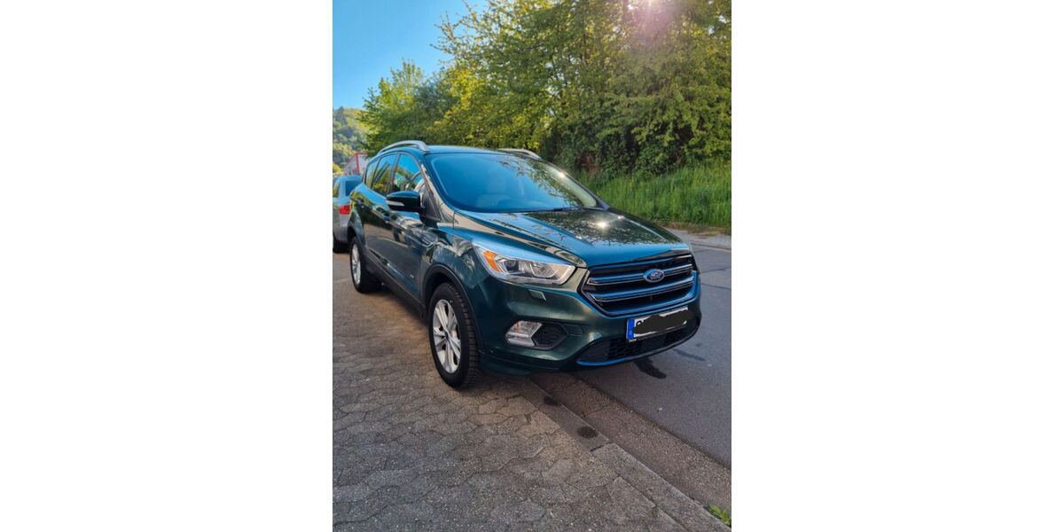 Ford Kuga 116.000 km 12.800 &euro; Püttlingen 66346