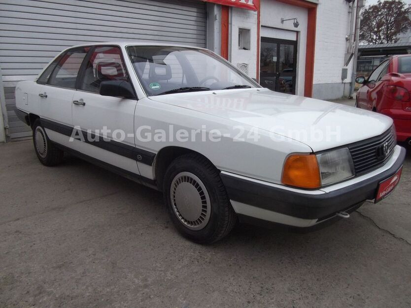 Audi 100 148.500 km 4.999 € Berlin 12277