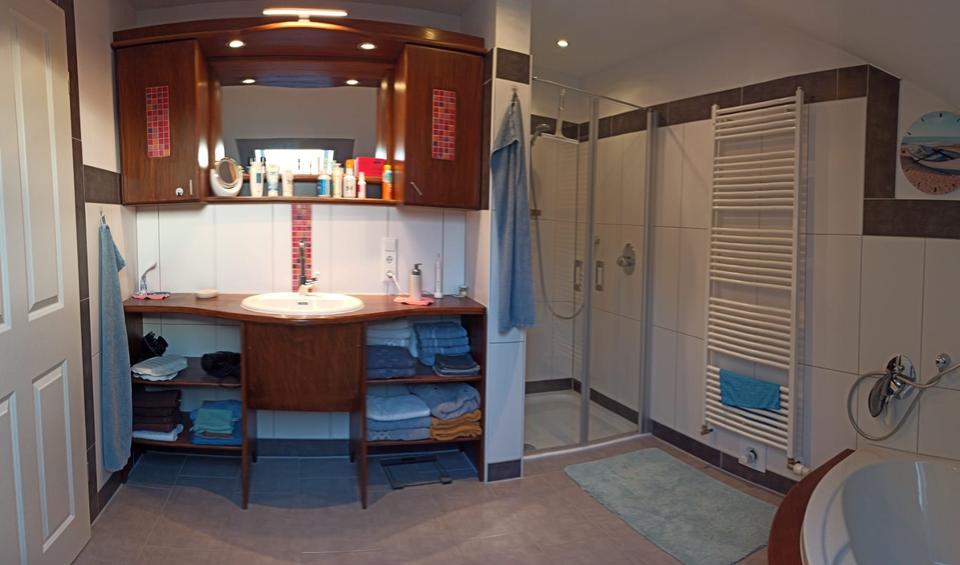 Großzügige Wohnung im Obergeschoss 2 zimmer