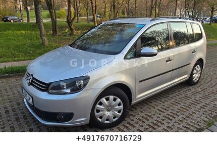 VW Touran 238.860 km 4.499 € Aalen 73431