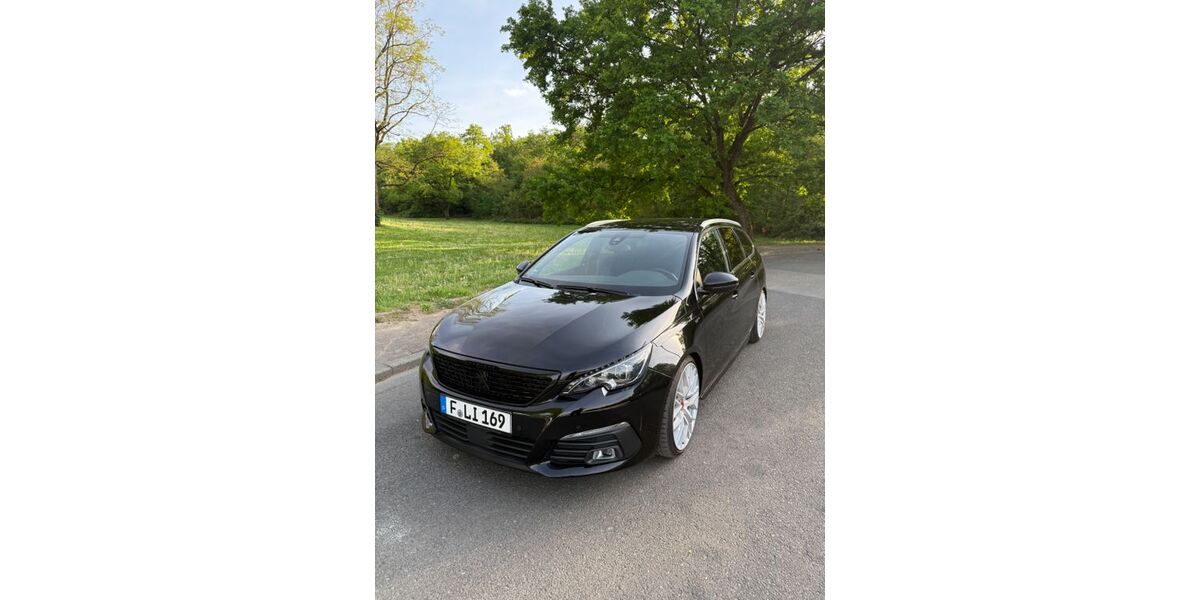 Peugeot 308 48.500 km 15.699 &euro; Frankfurt am Main 60529