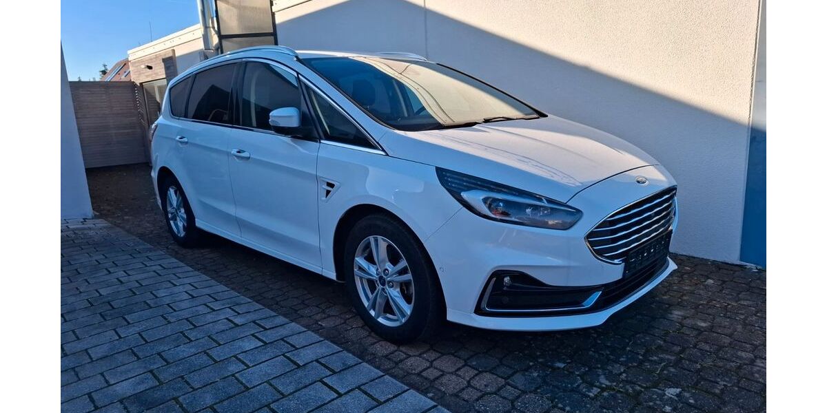 Ford S-Max 99.800 km 22.489 &euro; Güglingen-Frauenzimmern 74363