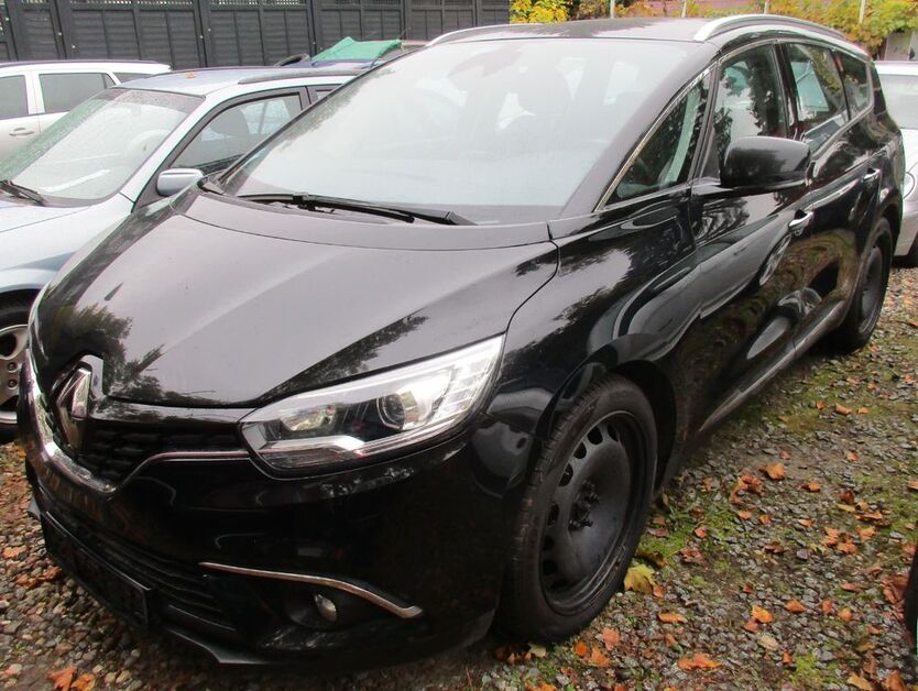 Renault Scenic 136.000 km 9.450 € Berlin 12357