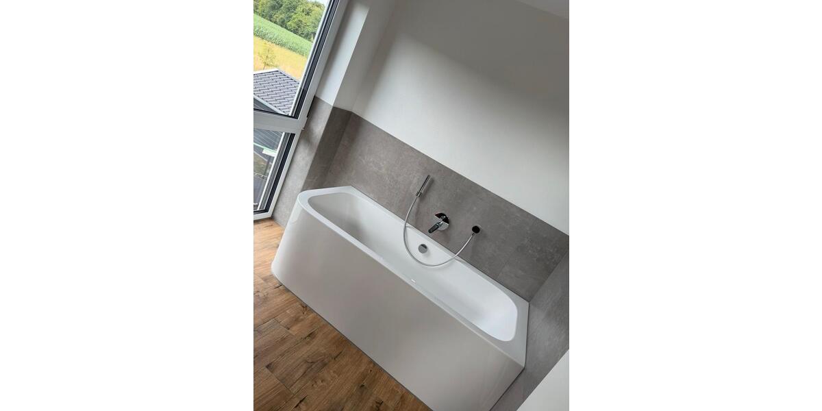 Doppelhaushälfte Hengersberg - 5.5 Zimmer, 144 m&sup2;, 1.490&euro; | Angebot:26117485