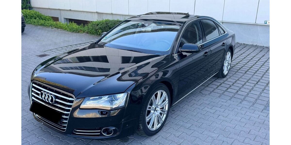 Audi A8 275.000 km 13.890 &euro; München 81673