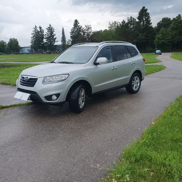Hyundai SANTA FE 277.000 km 7.200 € Egling 82544