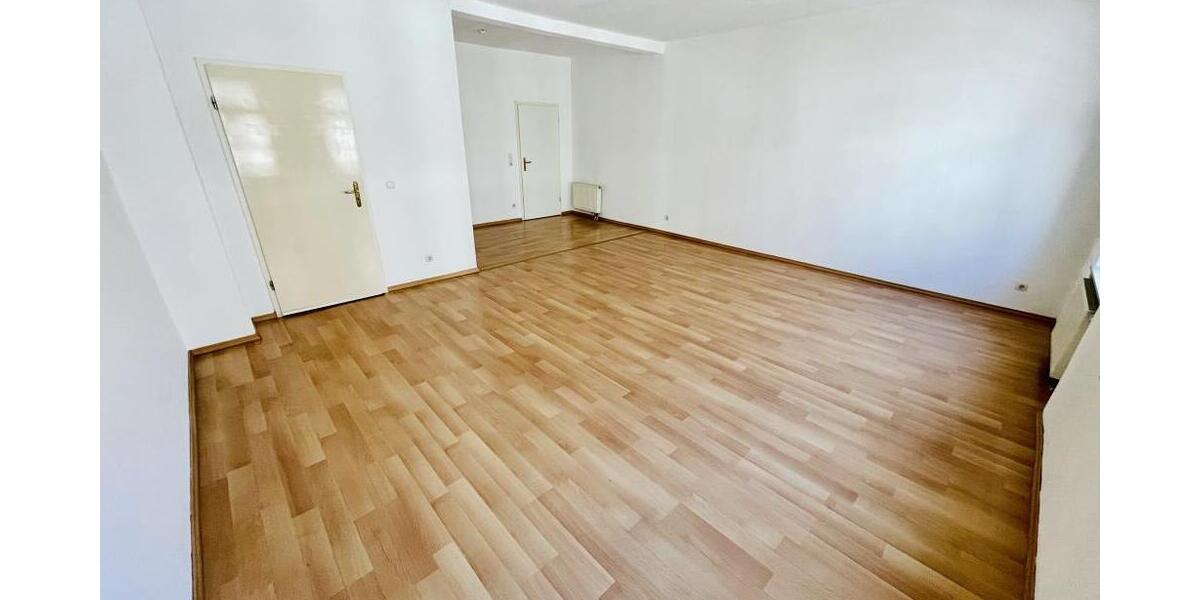 Wohnen in Gera Untermhaus! 3 Raum Wohnung mit Balkon (Südseite) und großen Wohnzimmer! - Etagenwohnung Gera Untermhaus | Angebot:26376571