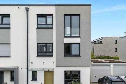 ZUKUNFTSGERICHTET: Neuwertige Doppelhaushälfte mit Photovoltaik und Energieeffizienzklasse A! 6 zimmer