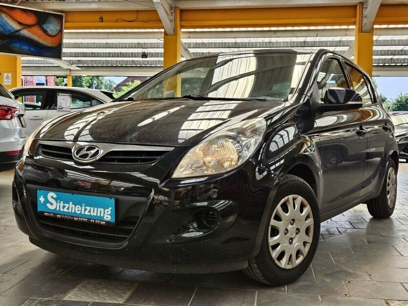 i20