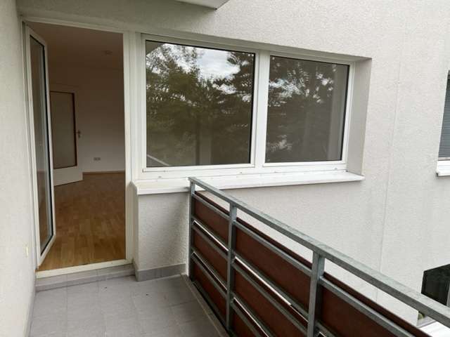 Etagenwohnung Wiesbaden Bierstadt - 4 Zimmer, 79 m&sup2;, 950&euro; | Angebot:26418696