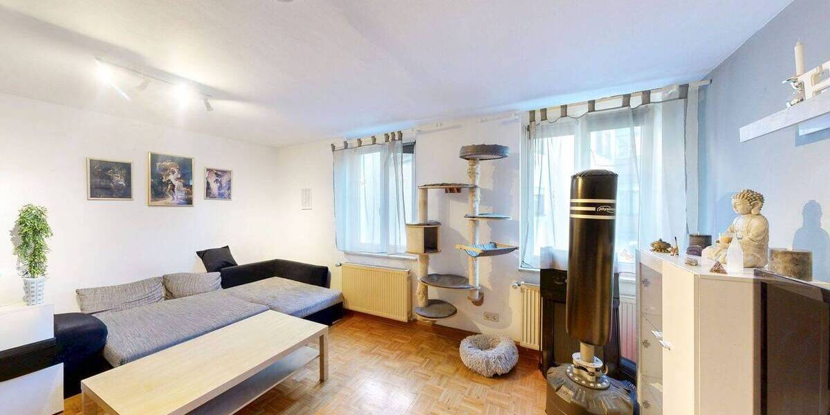 Etagenwohnung Würzburg Altstadt - 2 Zimmer, 48 m&sup2;, 175.000&euro; | Angebot:26434545