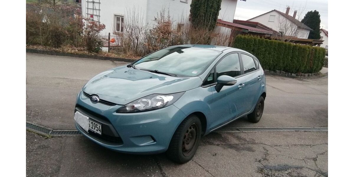 Ford Fiesta 78.000 km 5.000 &euro; Ellwangen 73479