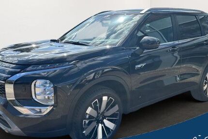 Mitsubishi Plug-in Hybrid Outlander 3.000 km 49.990 € Westerrönfeld 24784