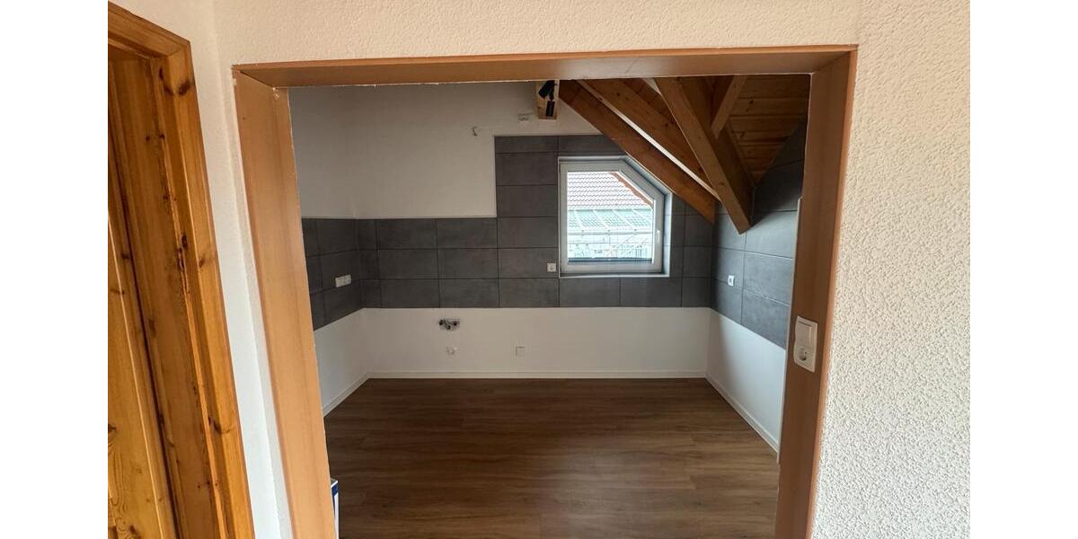 Etagenwohnung Niestetal - 3 Zimmer, 92 m&sup2;, 1.275&euro; | Angebot:25184868