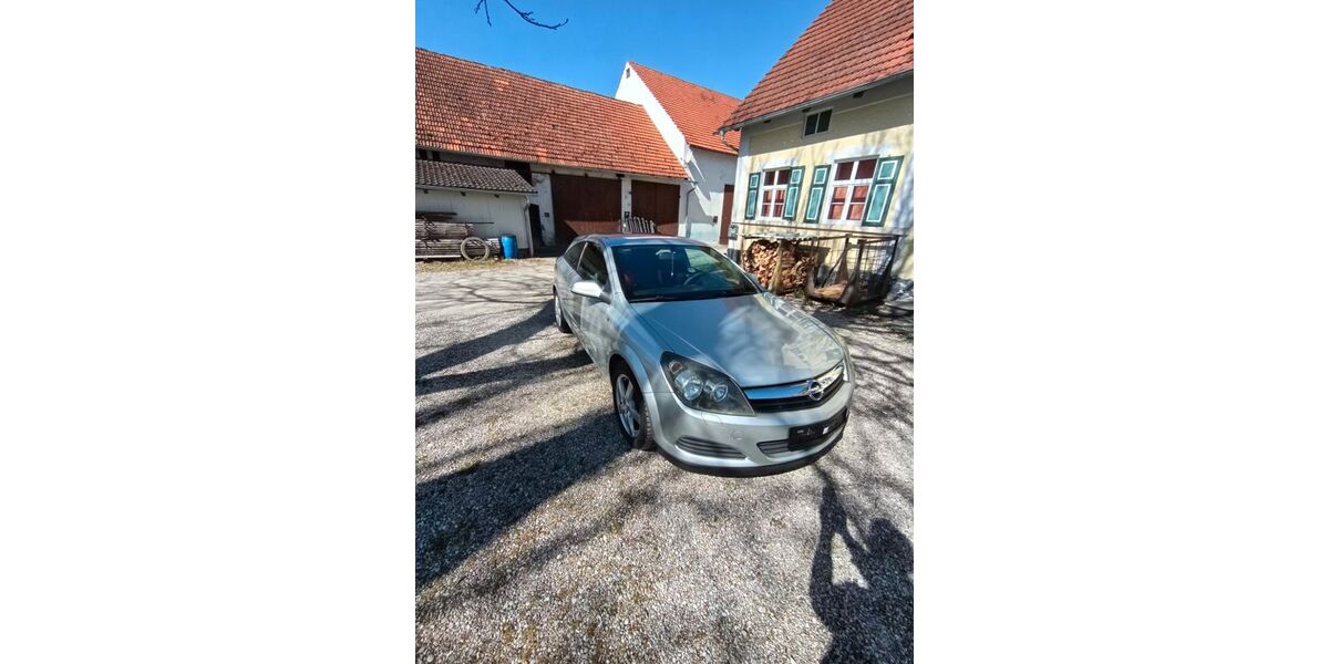 Opel Astra 244.000 km 1.200 &euro; Pőttmes 86554