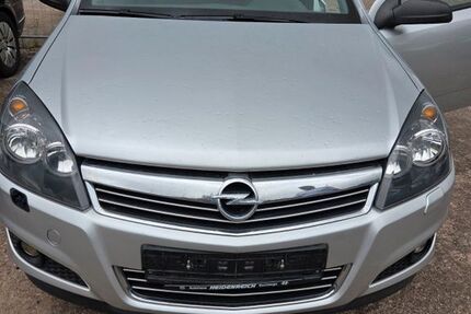 Opel Astra 132.000 km 1.250 &euro; Leinefelde 37327