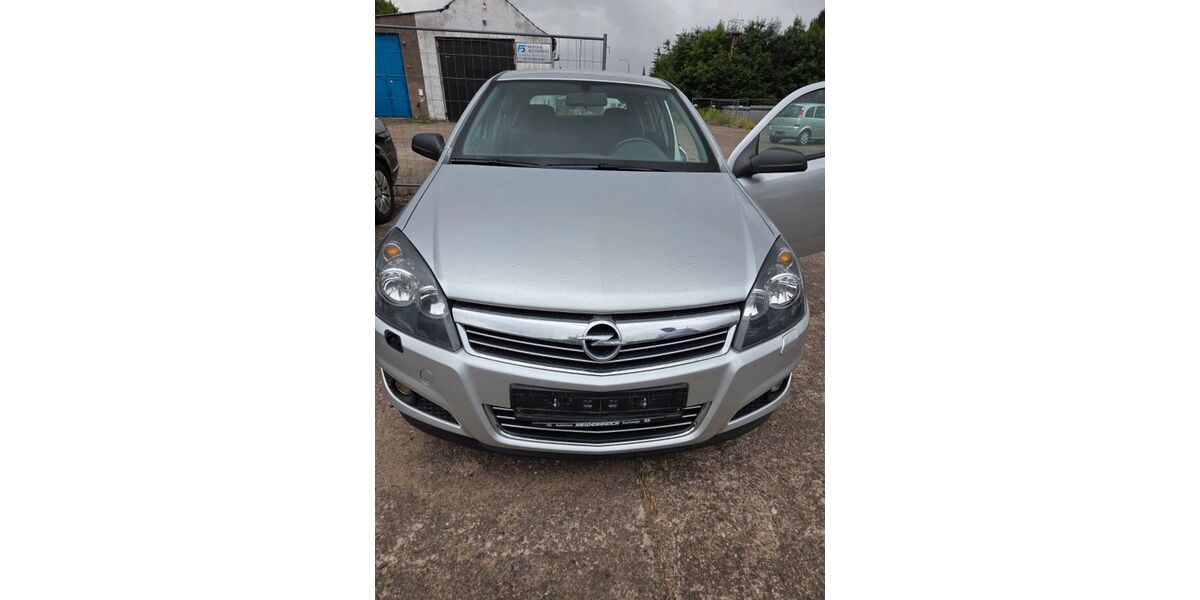 Opel Astra 132.000 km 1.250 &euro; Leinefelde 37327