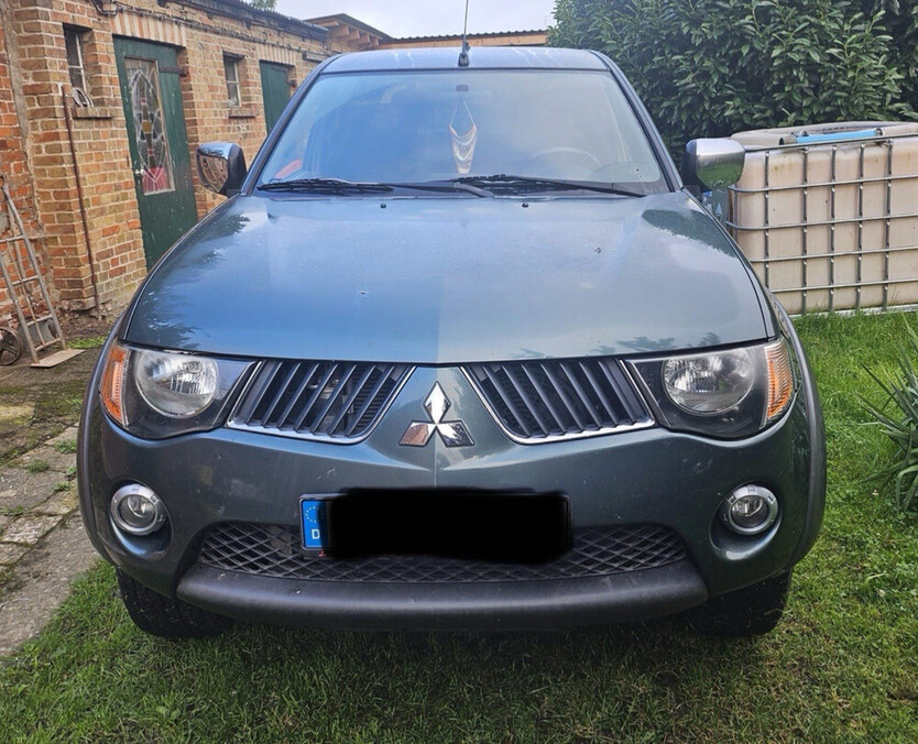 L 200