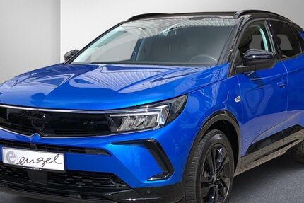 Opel Grandland (X) 29.100 km 23.920 € Wunsiedel 95632