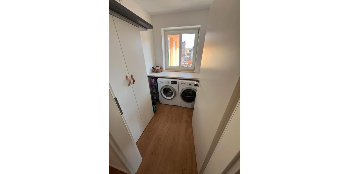 Maisonettenwohnung Neustadt an der Aisch - 4.5 Zimmer, 90 m&sup2;, 950&euro; | Angebot:25390342