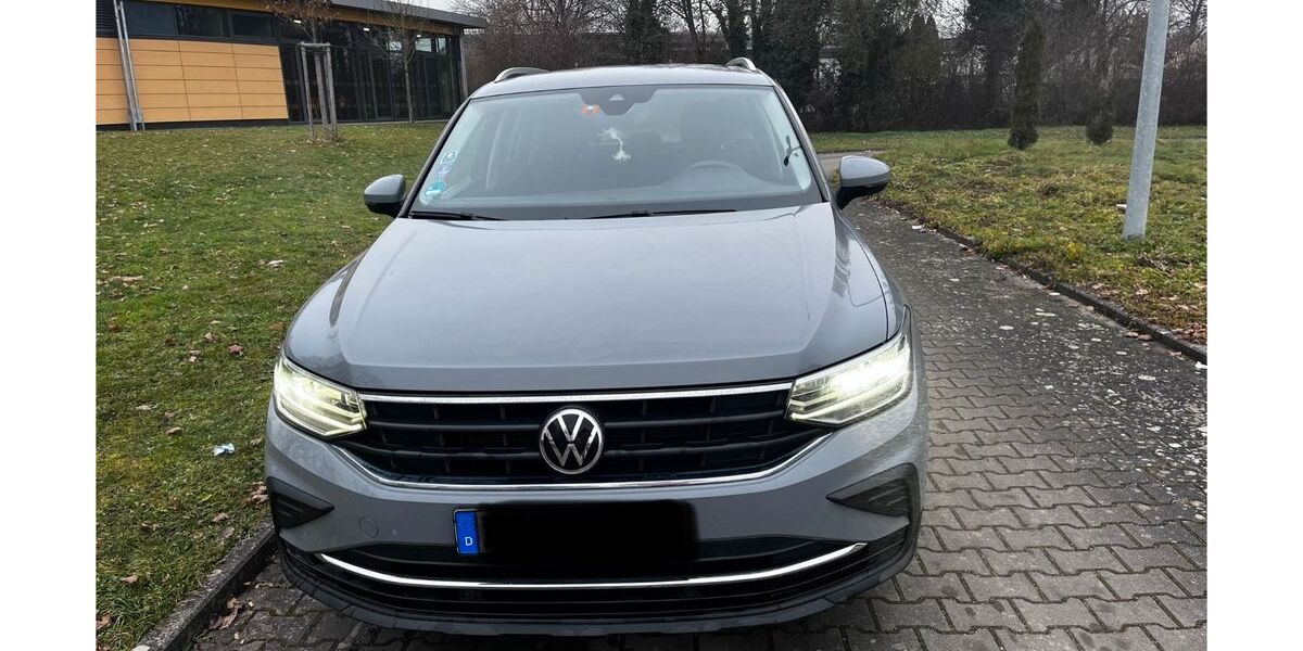 VW Tiguan 106.000 km 21.900 &euro; Donauwörth 86609