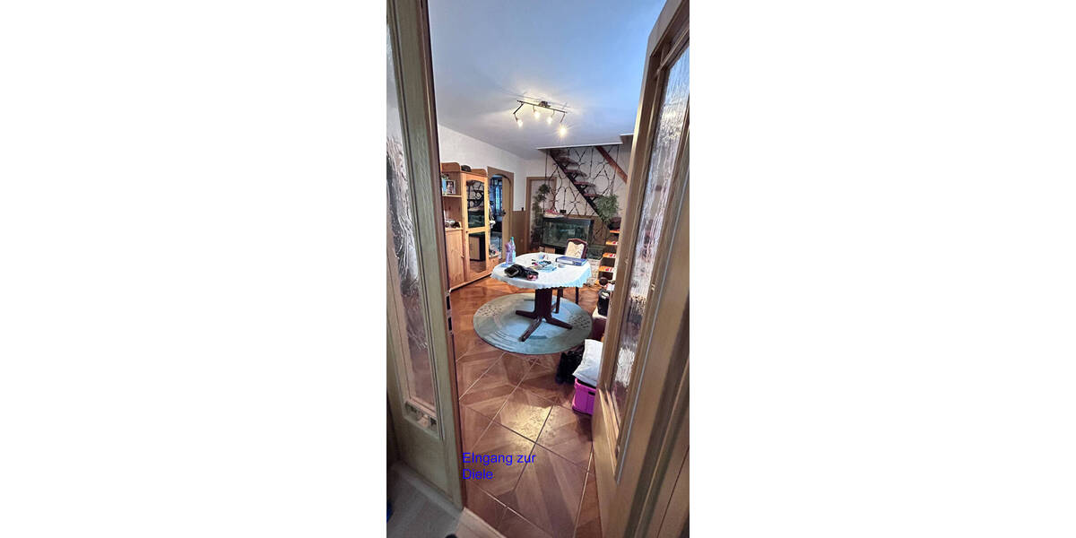 Attraktives, zweigeschossiges Einfamilienhaus in Großbreitenbach, OT zimmer