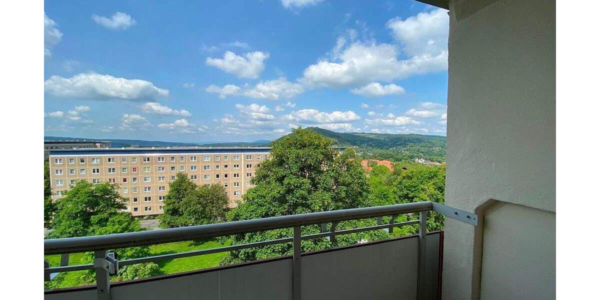 Etagenwohnung Suhl Neundorf - 4 Zimmer, 64 m&sup2;, 340&euro; | Angebot:25645765