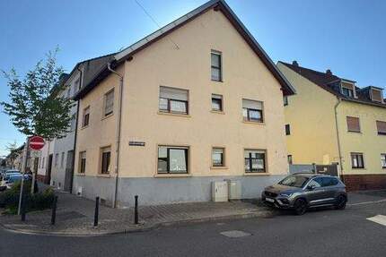 Haus Mannheim / Neckarau Neckarau - 9 Zimmer, 200 m&sup2;, 530.000&euro; | Angebot:24594249