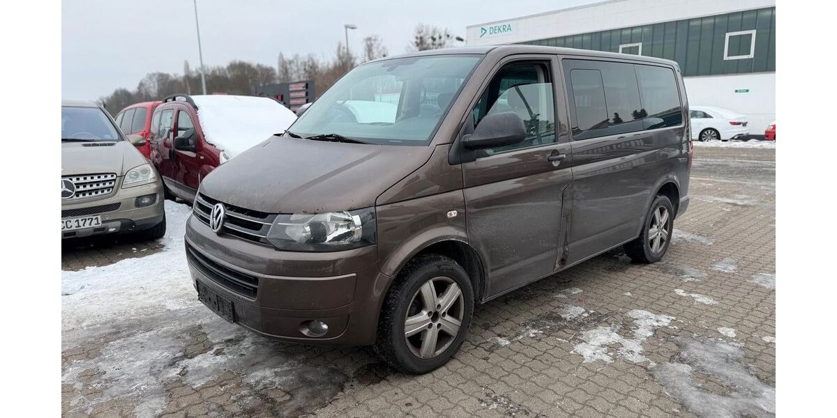 VW T5 Transporter 495.000 km 6.200 &euro; Seelze 30926