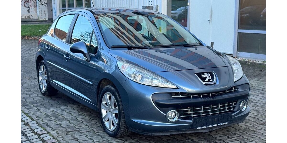 Peugeot 207 140.000 km 1.999 &euro; Chemnitz 09120