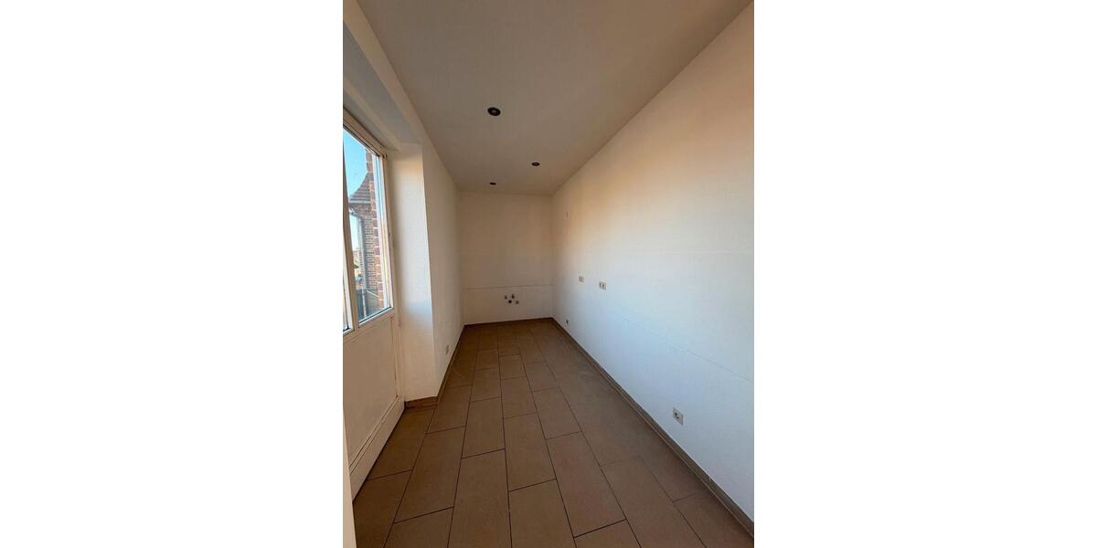 Etagenwohnung Bitterfeld-Wolfen Wolfen - 3 Zimmer, 82 m&sup2;, 540&euro; | Angebot:26001819