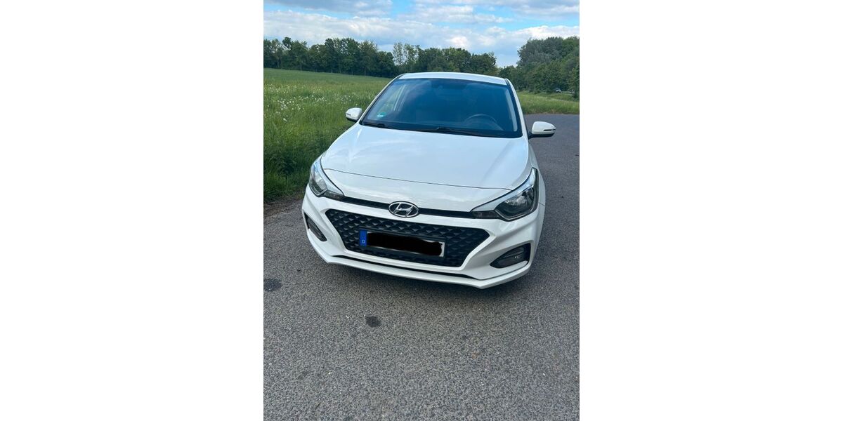 Hyundai i20 125.886 km 9.300 &euro; Zülpich 53909