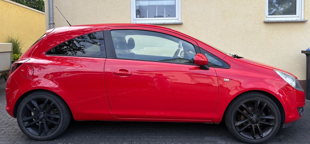 Opel Corsa 85.000 km 1.500 &euro; Kettig 56220