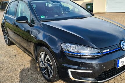 VW Golf 84.000 km 11.000 &euro; Neustadt a.d.Donau 93333